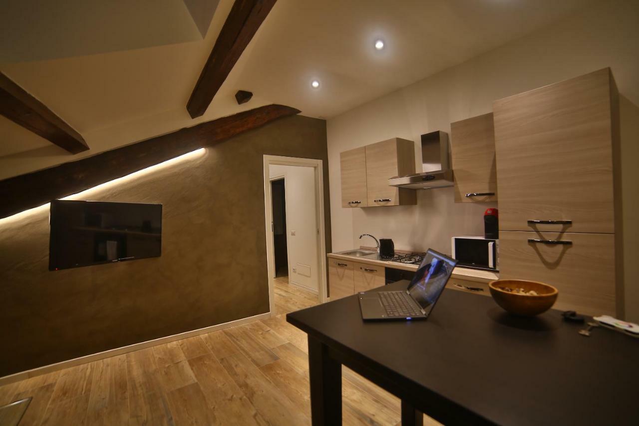 Moscova Attic Near Duomo Apartment Milan Bagian luar foto